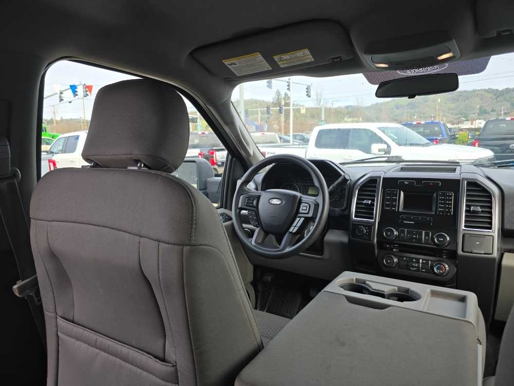 Thumbnail: 2016 Ford F-150 - 11