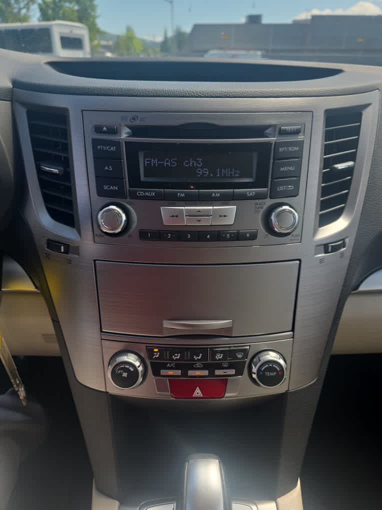 Thumbnail: 2013 Subaru Outback - 11