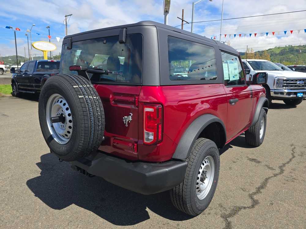 Thumbnail: 2026 Ford Bronco - 5