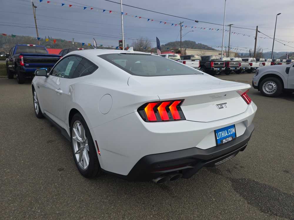 Thumbnail: 2026 Ford Mustang - 3