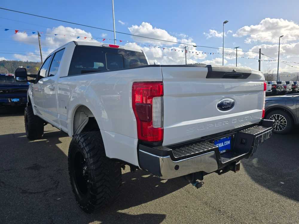 Thumbnail: 2019 Ford F-350 - 3