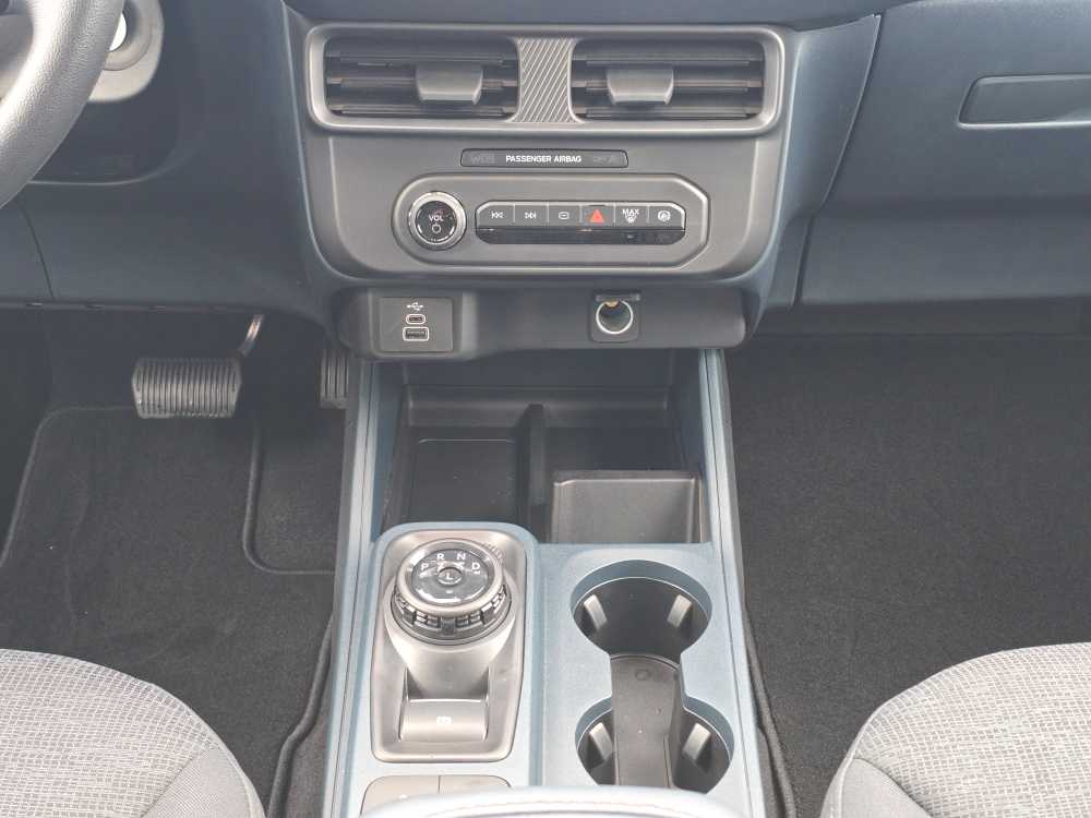 Thumbnail: 2025 Ford Maverick - 13