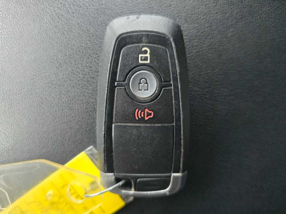 Thumbnail: 2023 Ford Edge - 21