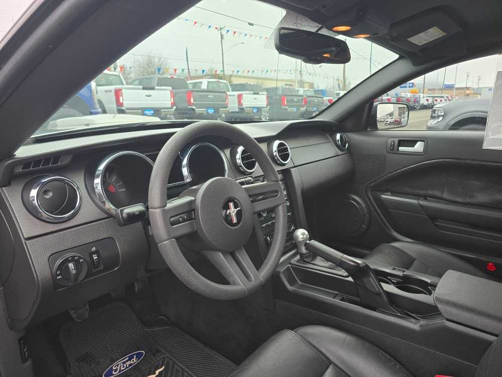 Thumbnail: 2008 Ford Mustang - 9