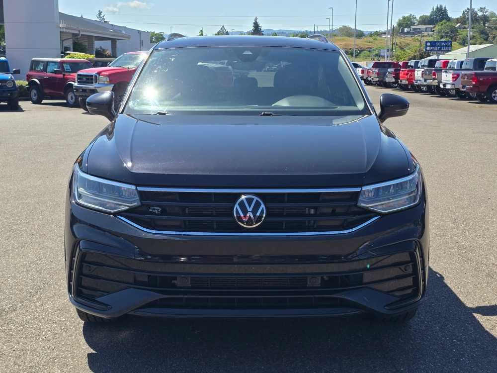 Thumbnail: 2022 Volkswagen Tiguan - 8