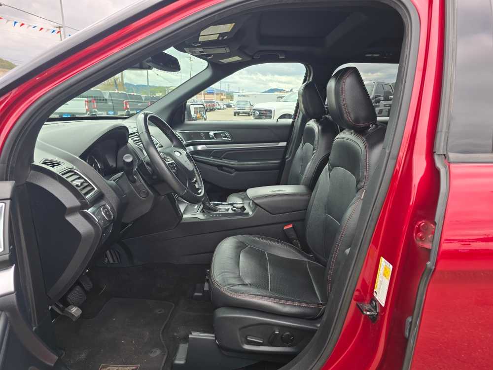 Thumbnail: 2019 Ford Explorer - 9