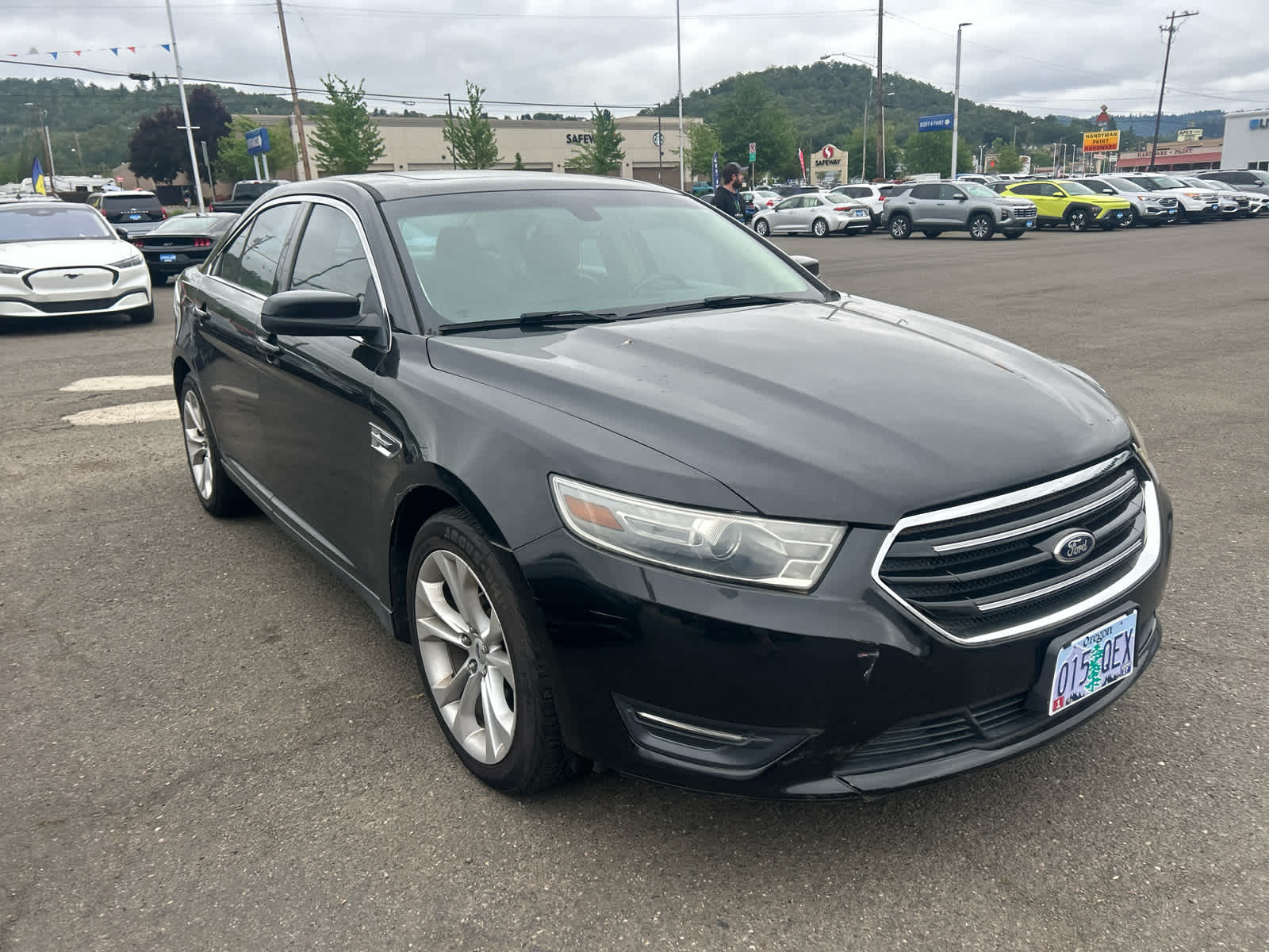 Thumbnail: 2013 Ford Taurus - 2