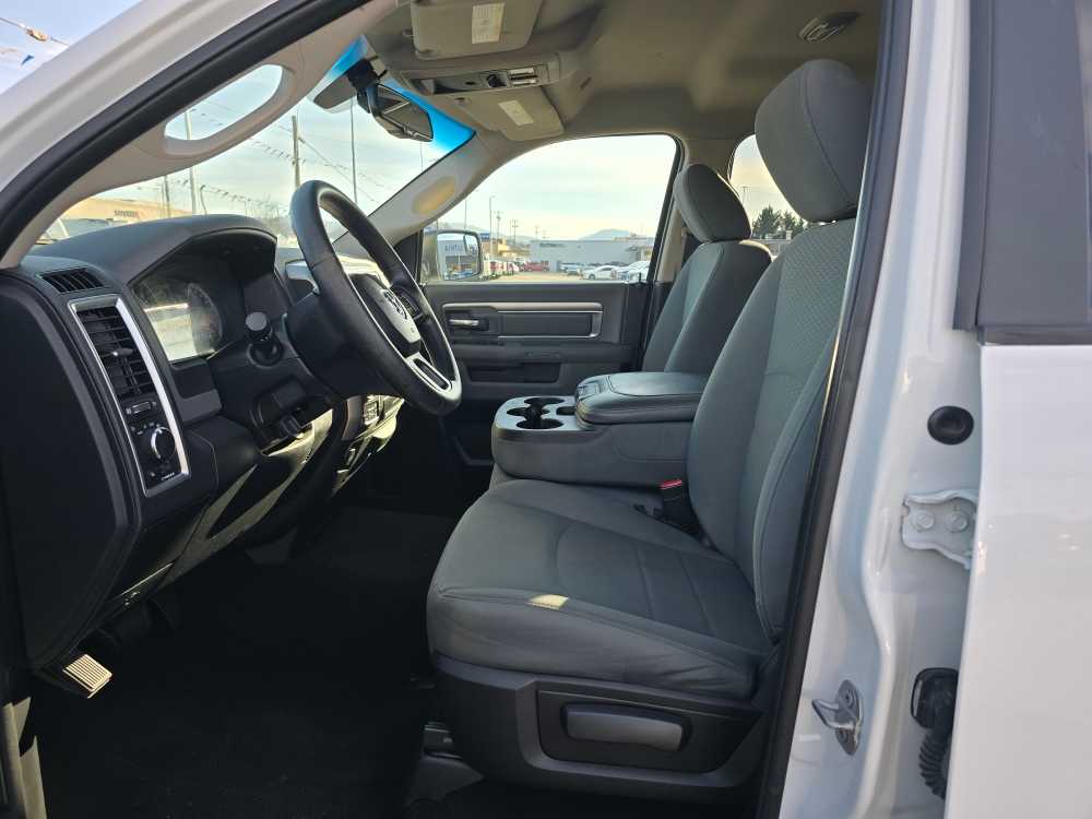 Thumbnail: 2017 RAM 1500 - 9