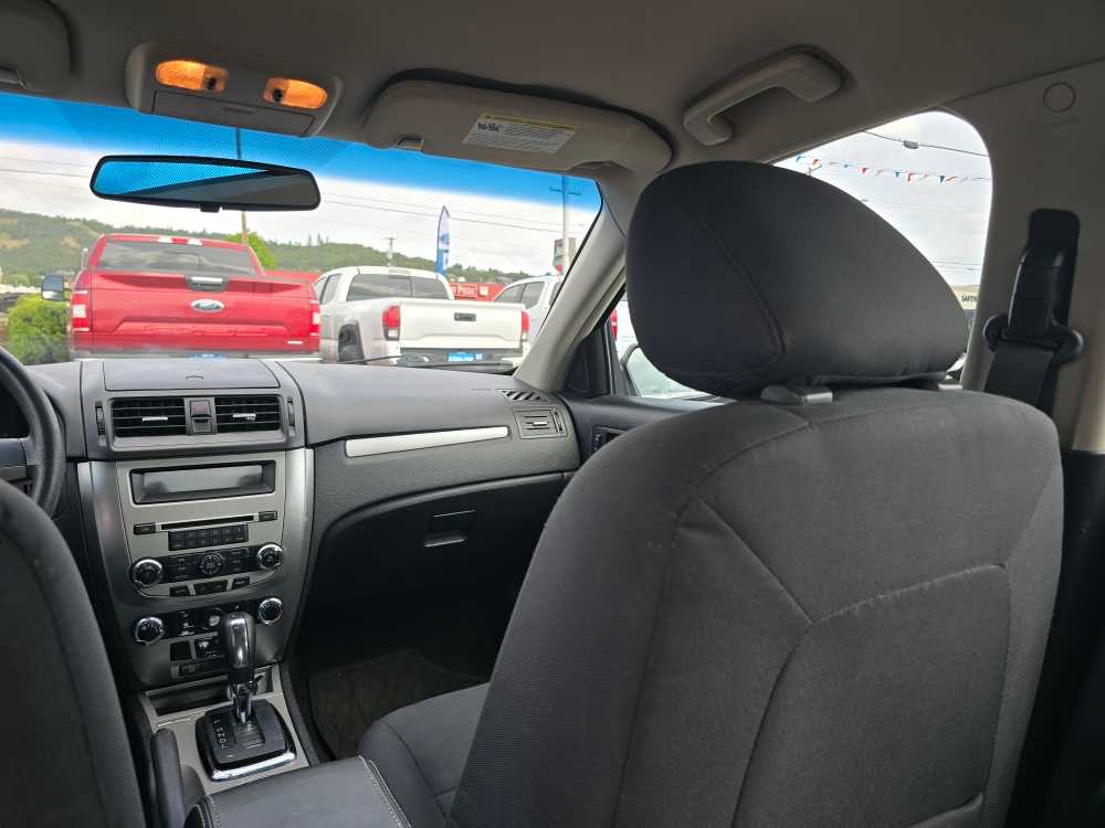 Thumbnail: 2012 Ford Fusion - 15