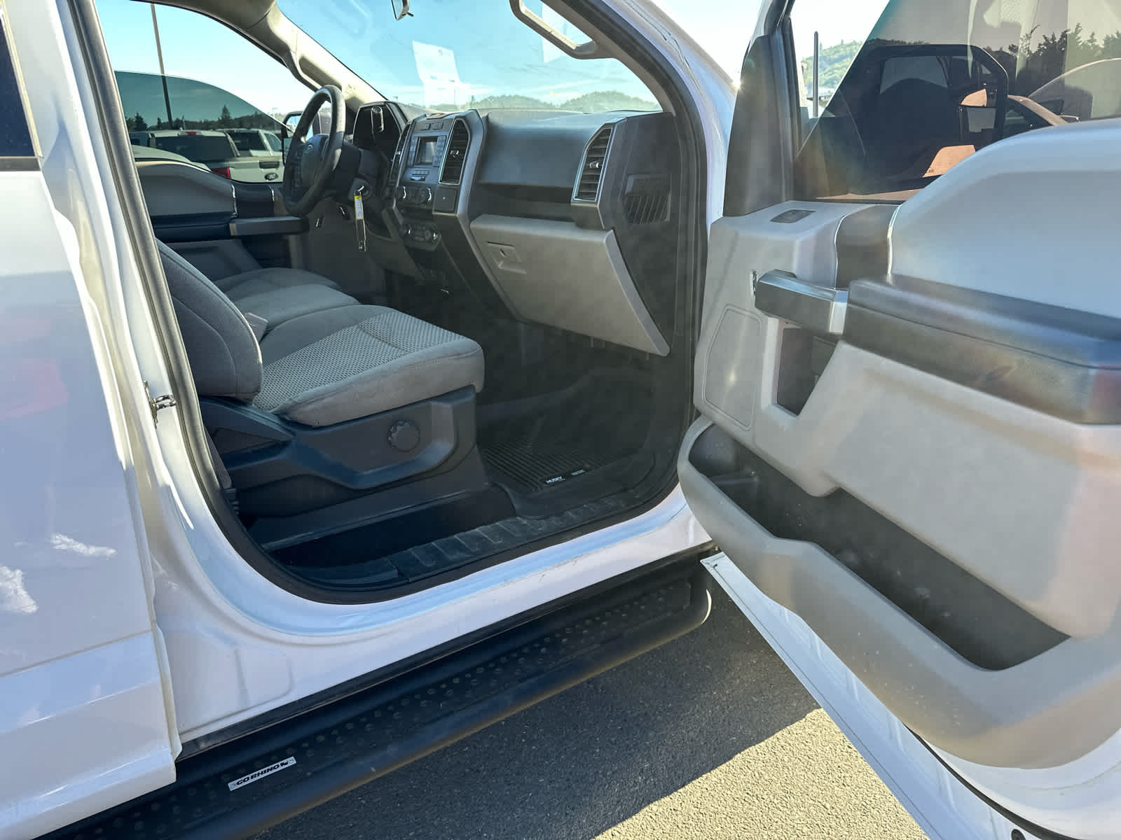 Thumbnail: 2018 Ford F-150 - 9
