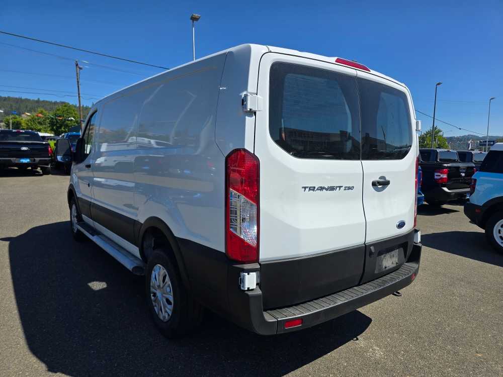 Thumbnail: 2023 Ford Transit Series - 2