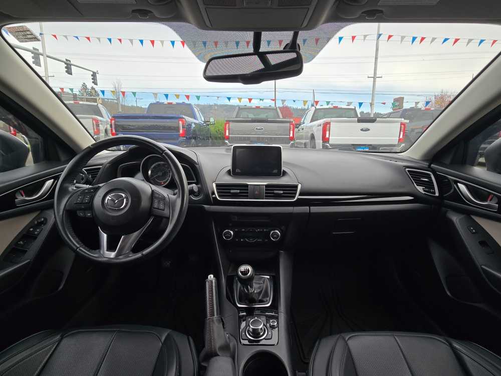 Thumbnail: 2016 Mazda Mazda3 - 9