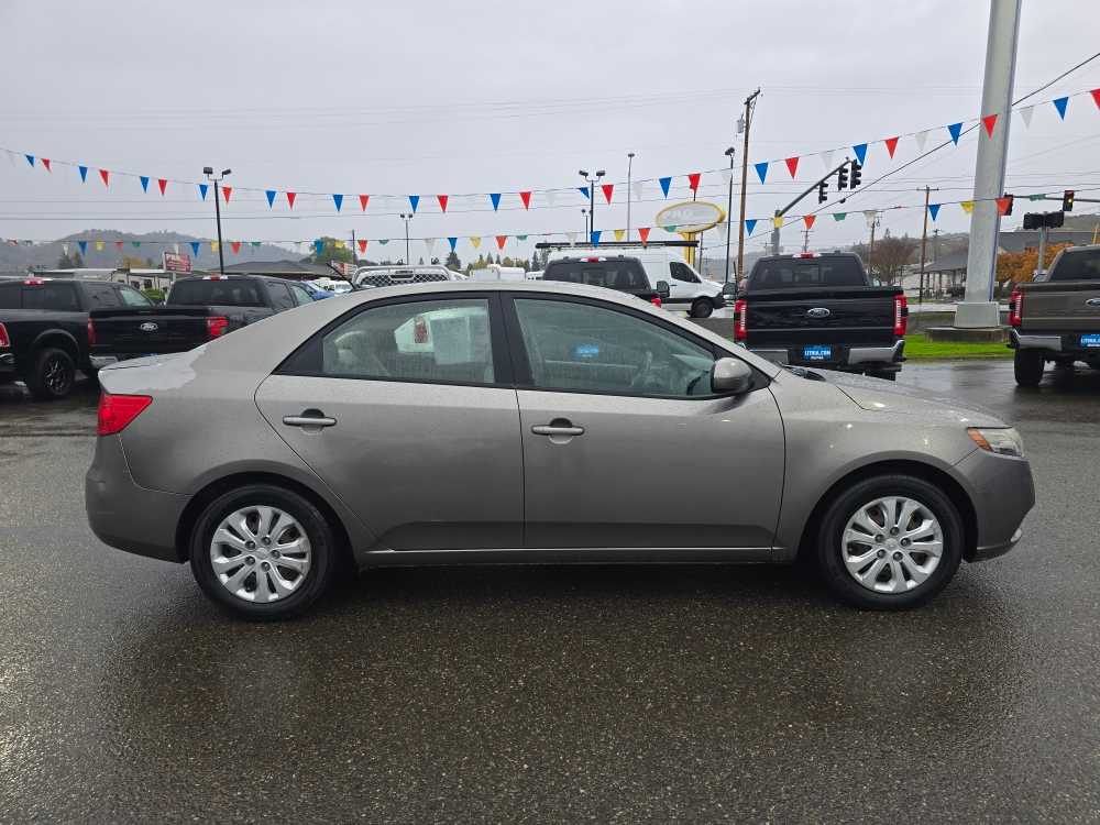 Thumbnail: 2011 Kia Forte - 6