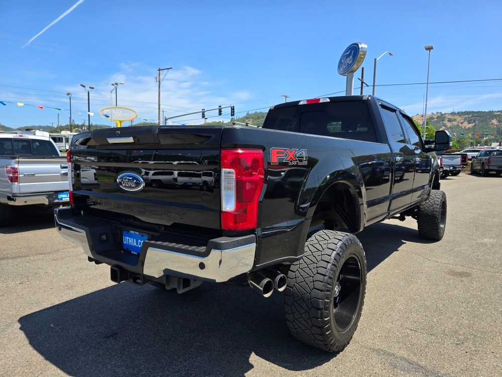 Thumbnail: 2017 Ford F-350 - 5