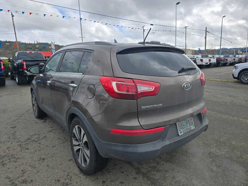 Thumbnail: 2011 Kia Sportage - 2