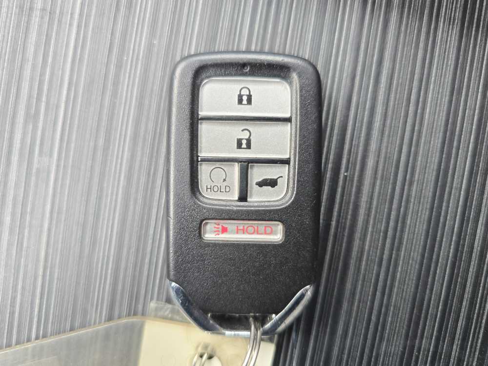 Thumbnail: 2016 Honda Pilot - 22