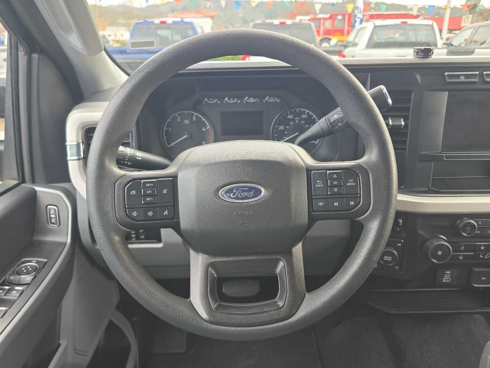 Thumbnail: 2024 Ford F-250 - 12