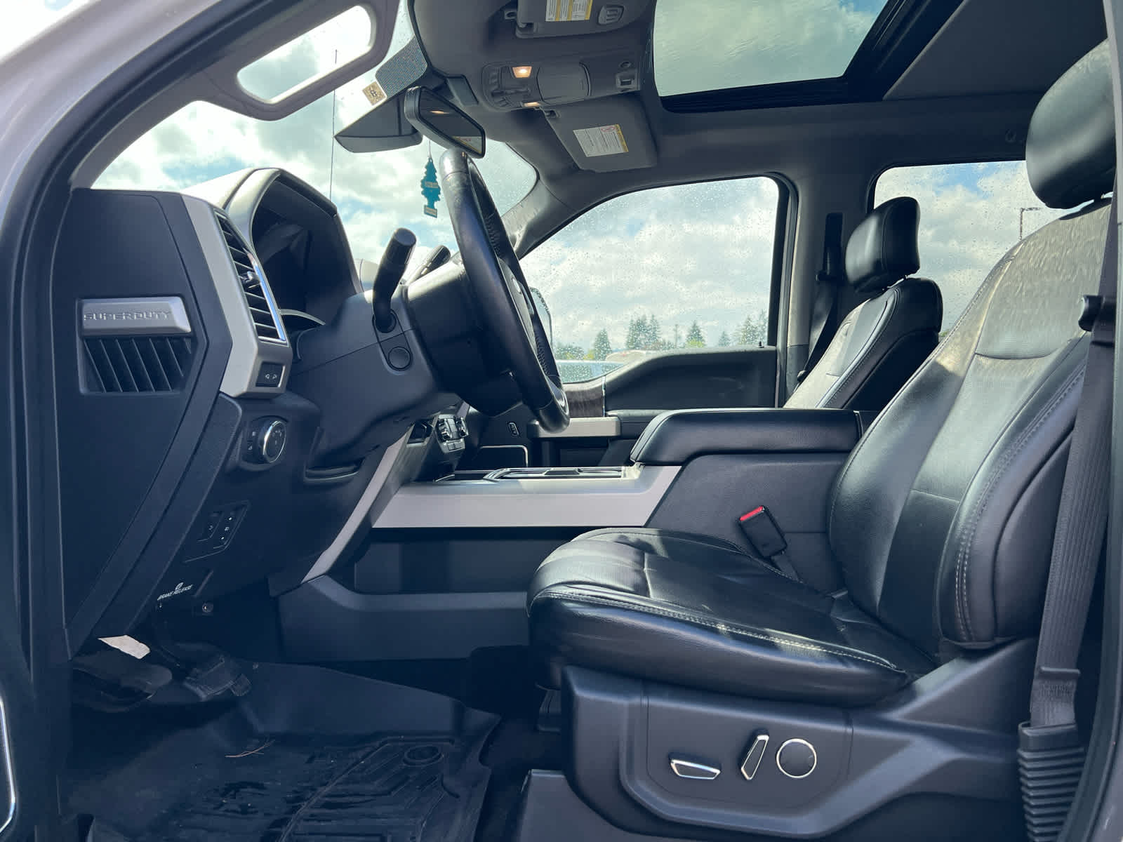 Thumbnail: 2017 Ford F-350 - 10