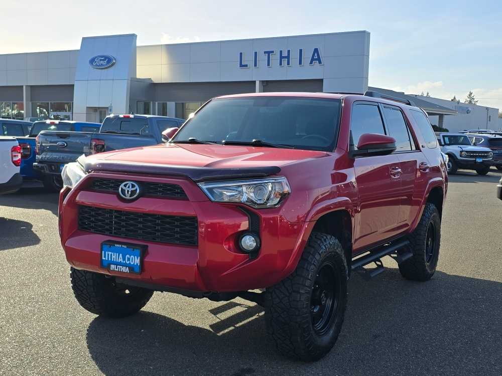 Thumbnail: 2018 Toyota 4Runner - 1
