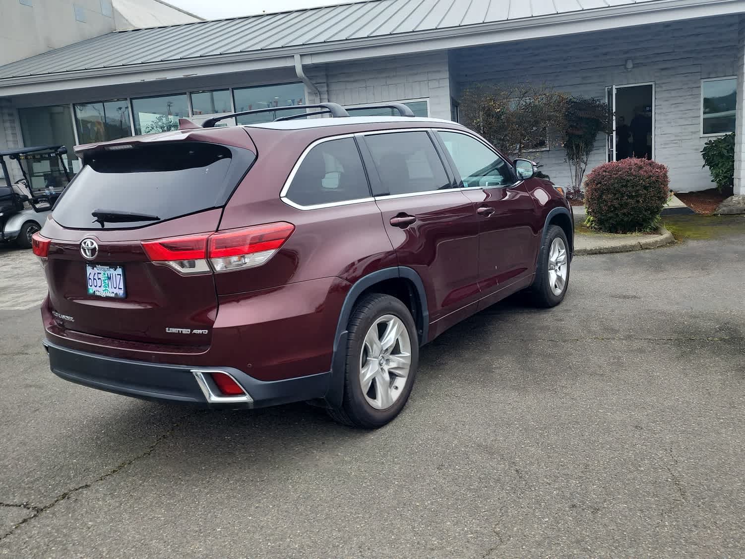 Thumbnail: 2018 Toyota Highlander - 3