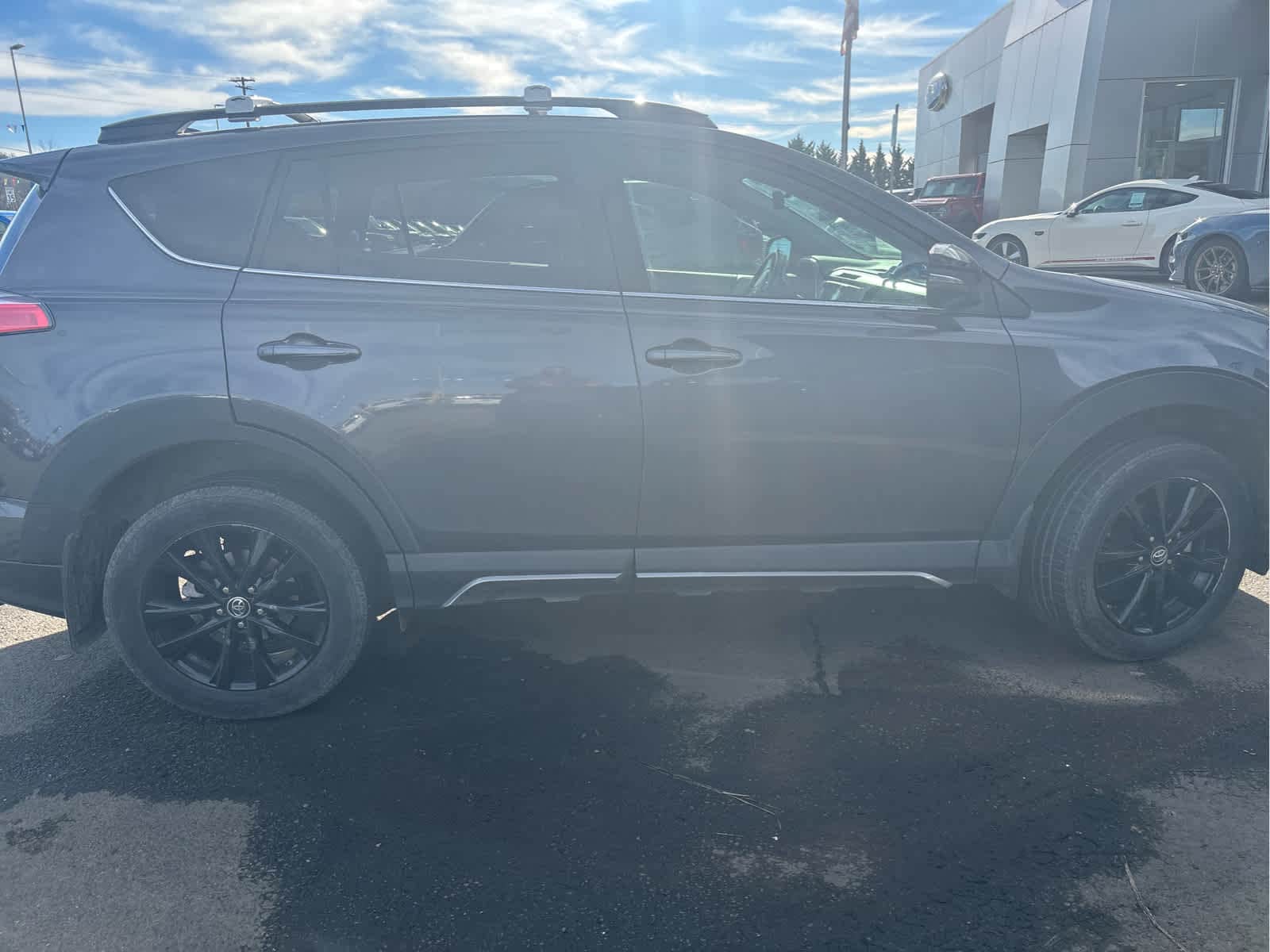 Thumbnail: 2018 Toyota RAV4 - 5