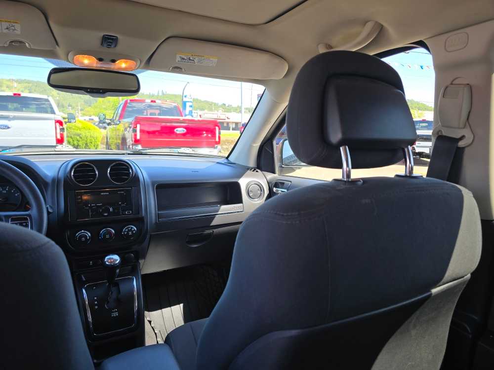 Thumbnail: 2011 Jeep Compass - 15