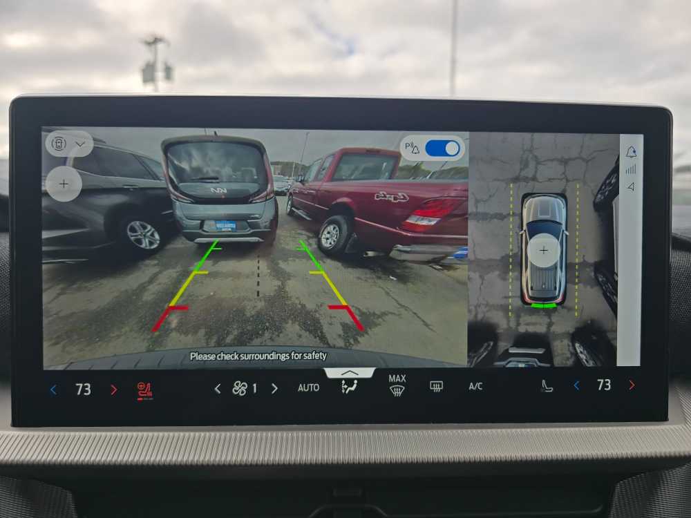 Thumbnail: 2026 Ford Explorer - 20