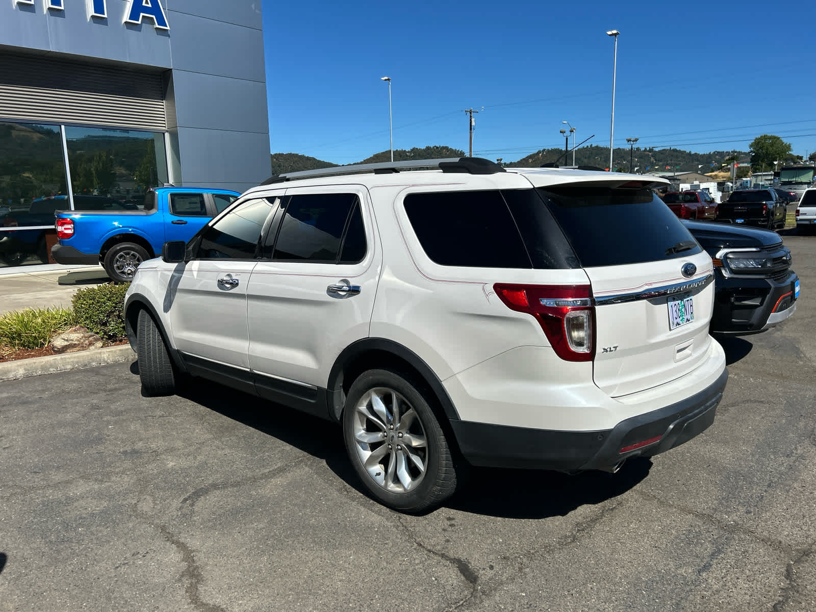Thumbnail: 2015 Ford Explorer - 6