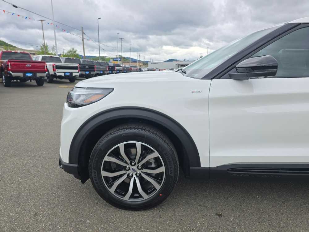 Thumbnail: 2026 Ford Explorer - 19