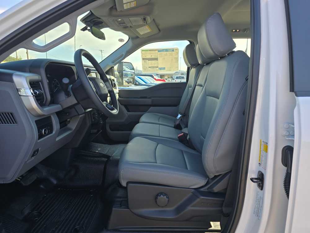 Thumbnail: 2026 Ford F-250 - 9