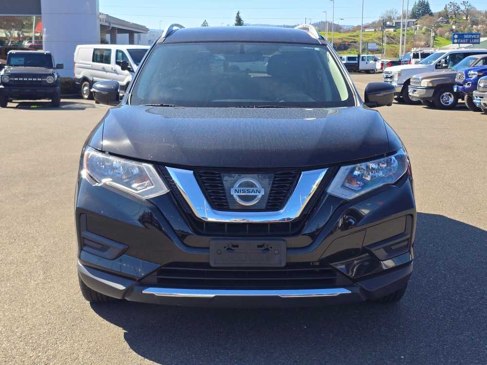 Thumbnail: 2017 Nissan Rogue - 8
