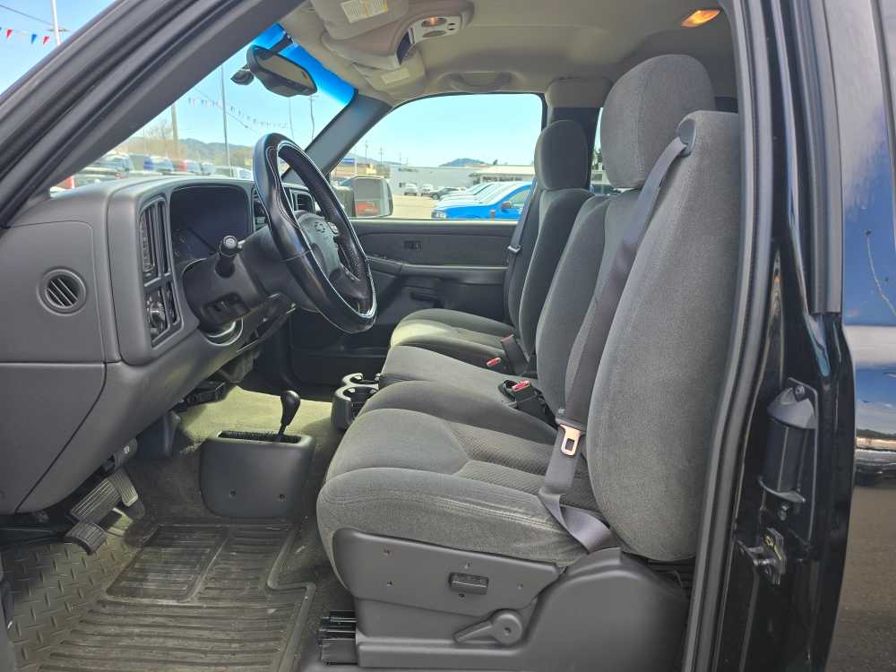 Thumbnail: 2003 Chevrolet Silverado 2500 - 10