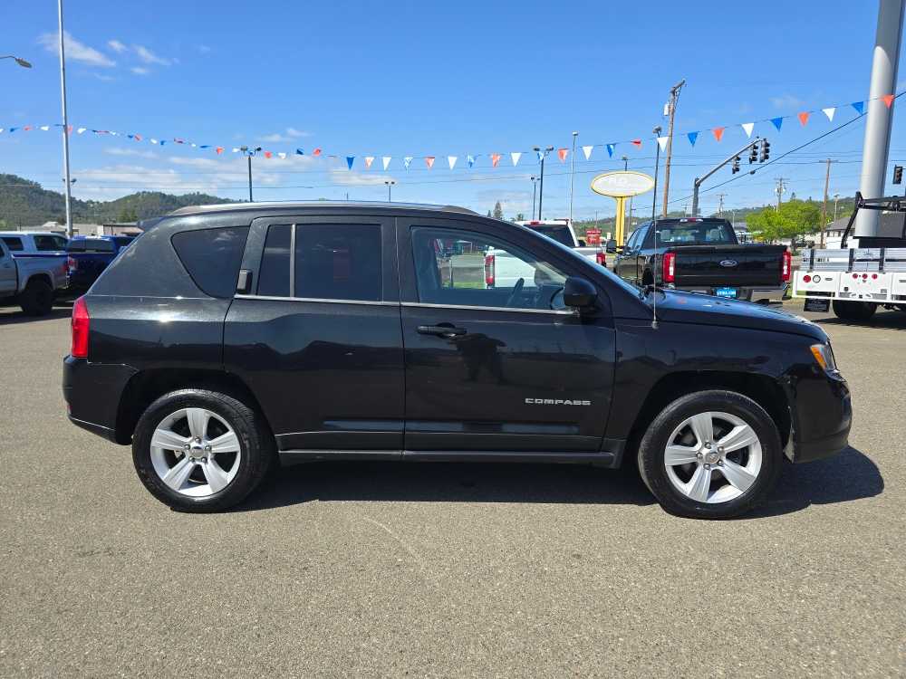 Thumbnail: 2011 Jeep Compass - 6