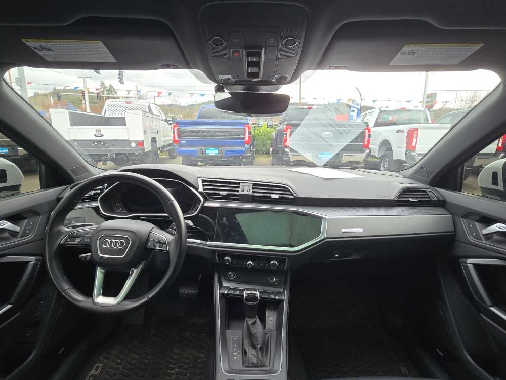 Thumbnail: 2022 Audi Q3 - 15