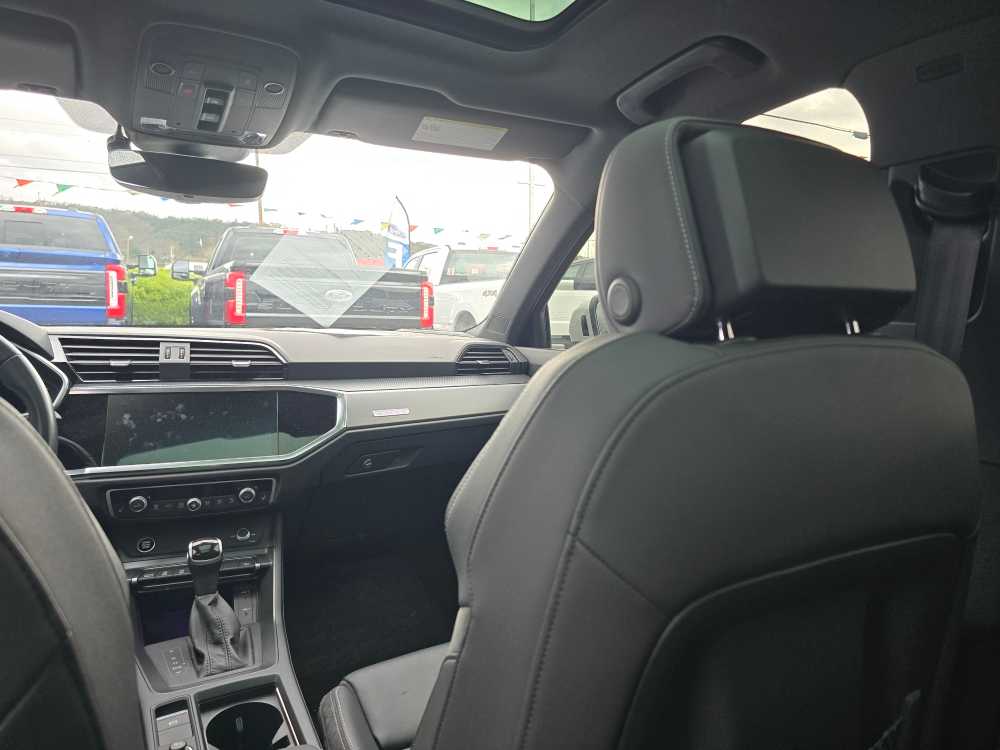 Thumbnail: 2022 Audi Q3 - 14