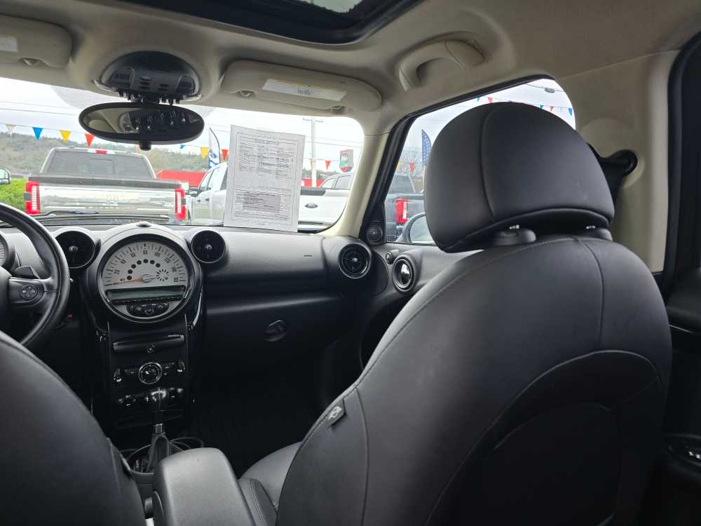 Thumbnail: 2013 MINI Cooper Countryman - 15