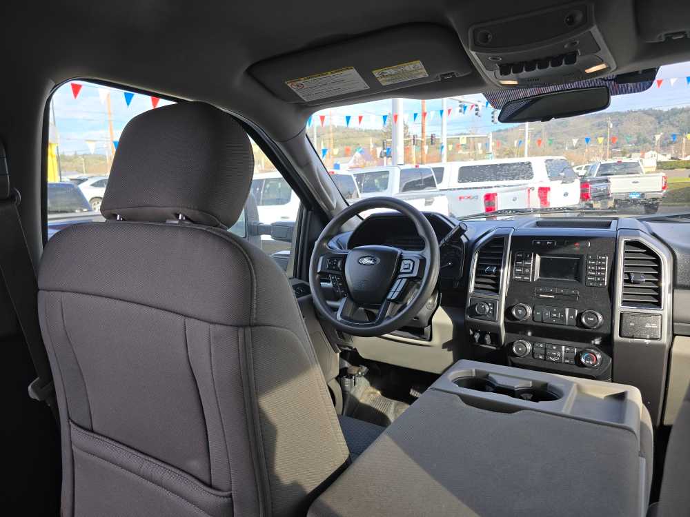 Thumbnail: 2019 Ford F-450 - 11