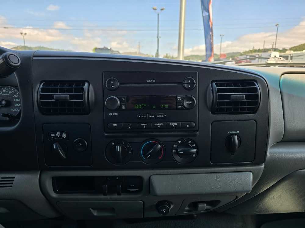 Thumbnail: 2005 Ford F-250 - 13