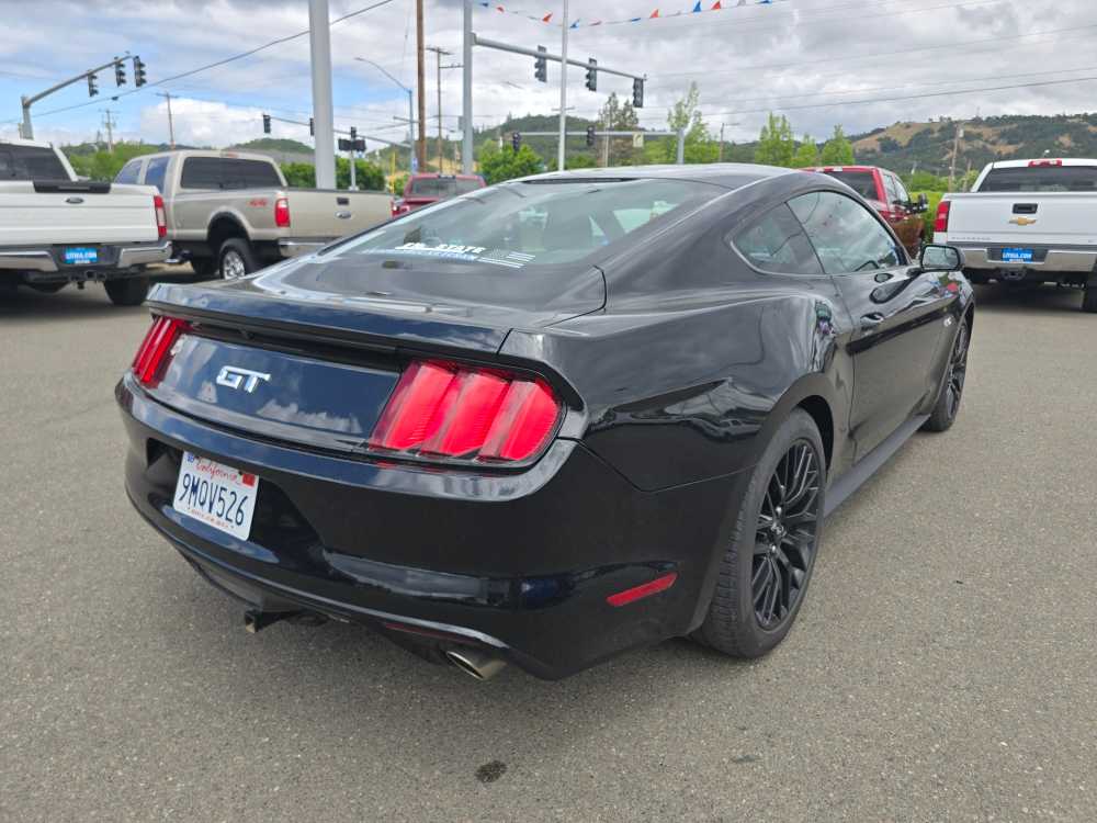 Thumbnail: 2017 Ford Mustang - 10