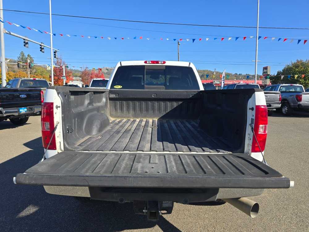 Thumbnail: 2013 Chevrolet Silverado 2500 - 19