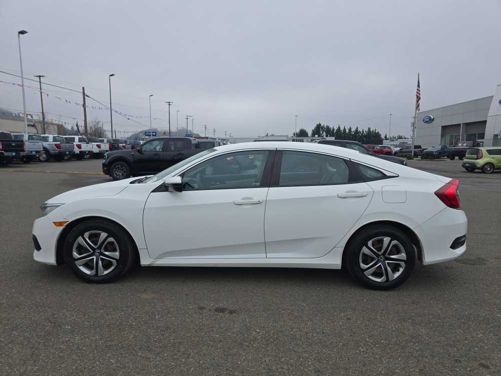 Thumbnail: 2016 Honda Civic - 2