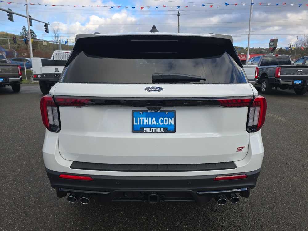 Thumbnail: 2026 Ford Explorer - 4