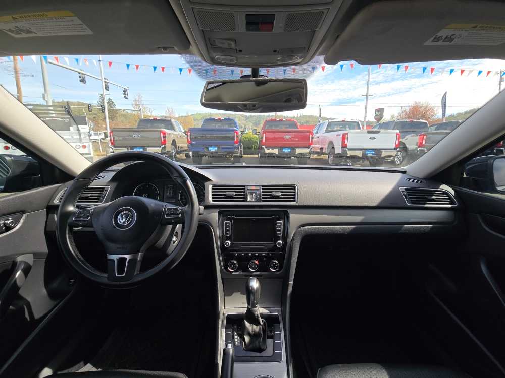 Thumbnail: 2014 Volkswagen Passat - 15