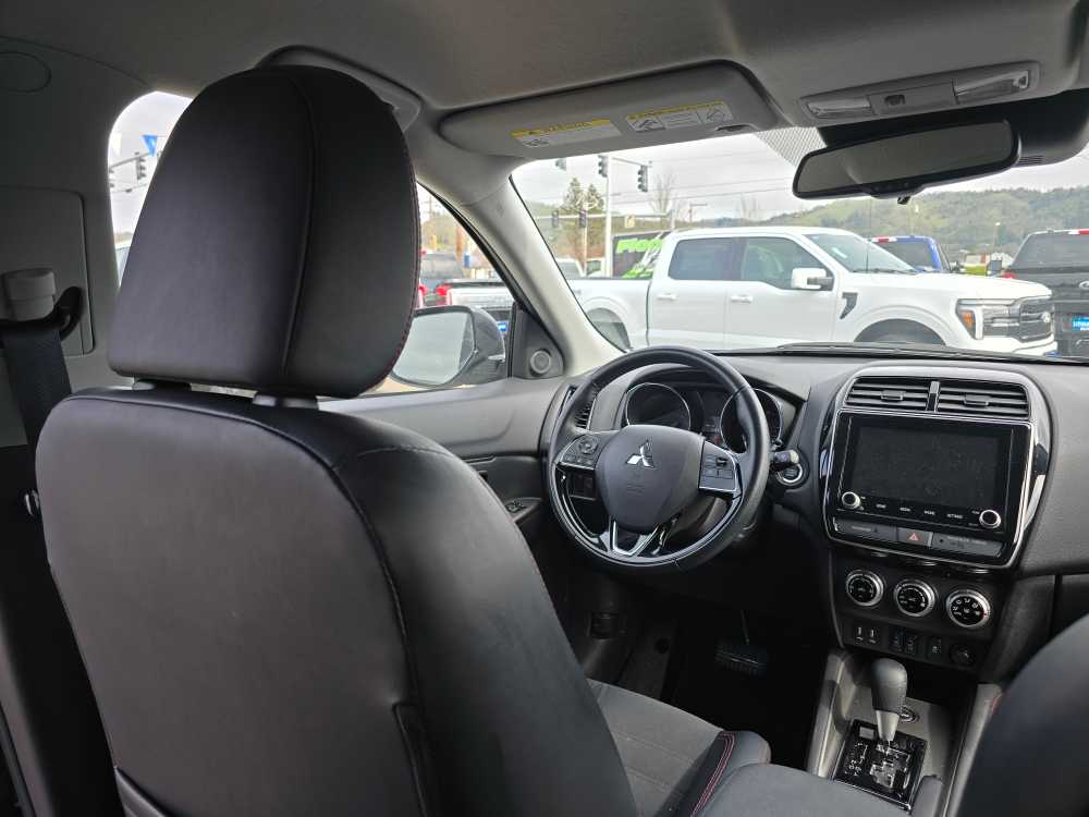 Thumbnail: 2024 Mitsubishi Outlander Sport - 10