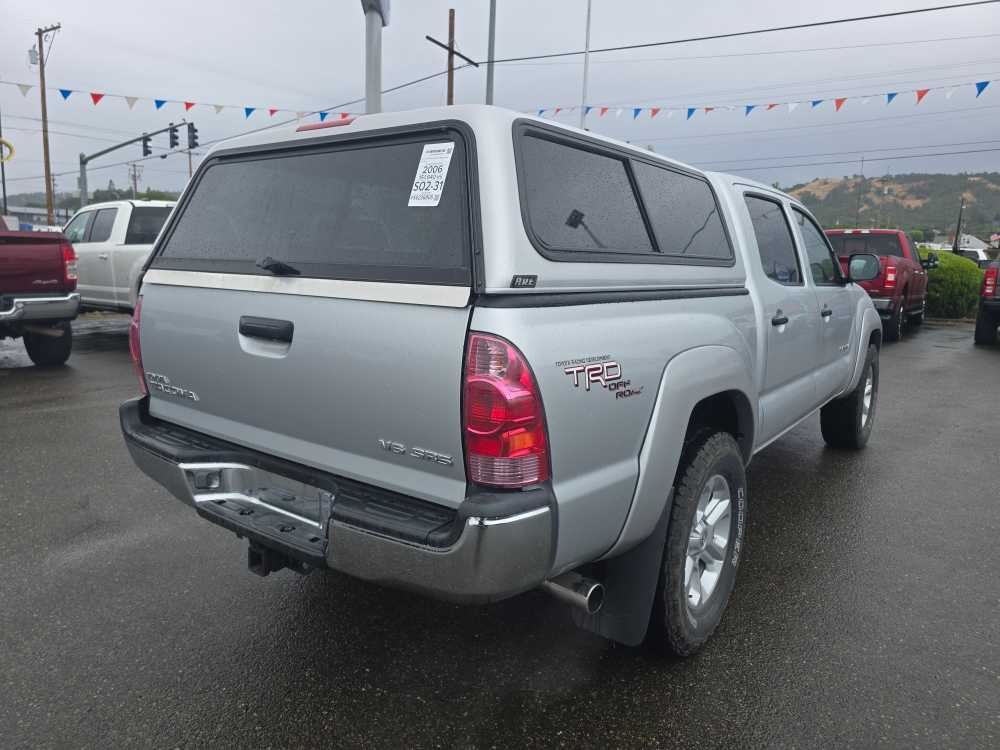 Thumbnail: 2006 Toyota Tacoma - 10