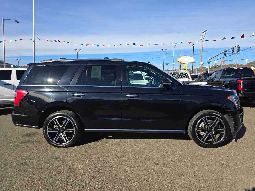 Thumbnail: 2021 Ford Expedition - 6