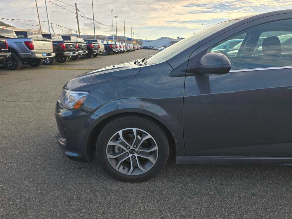 Thumbnail: 2018 Chevrolet Sonic - 6