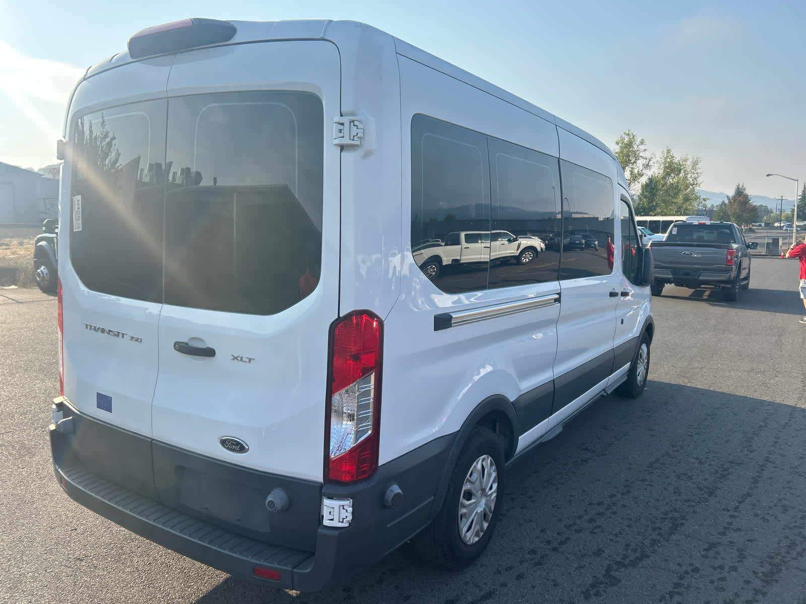 Thumbnail: 2018 Ford Transit Series - 6