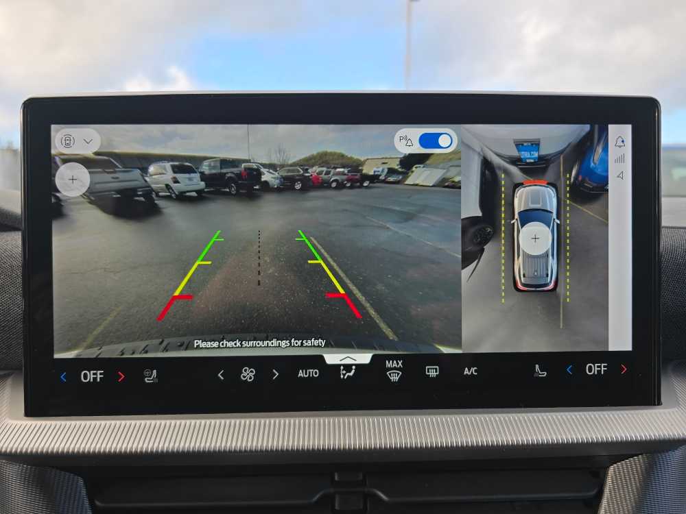 Thumbnail: 2026 Ford Explorer - 20