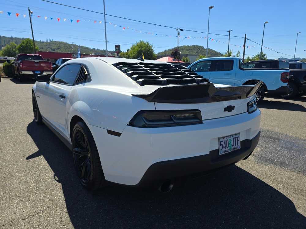 Thumbnail: 2015 Chevrolet Camaro - 16
